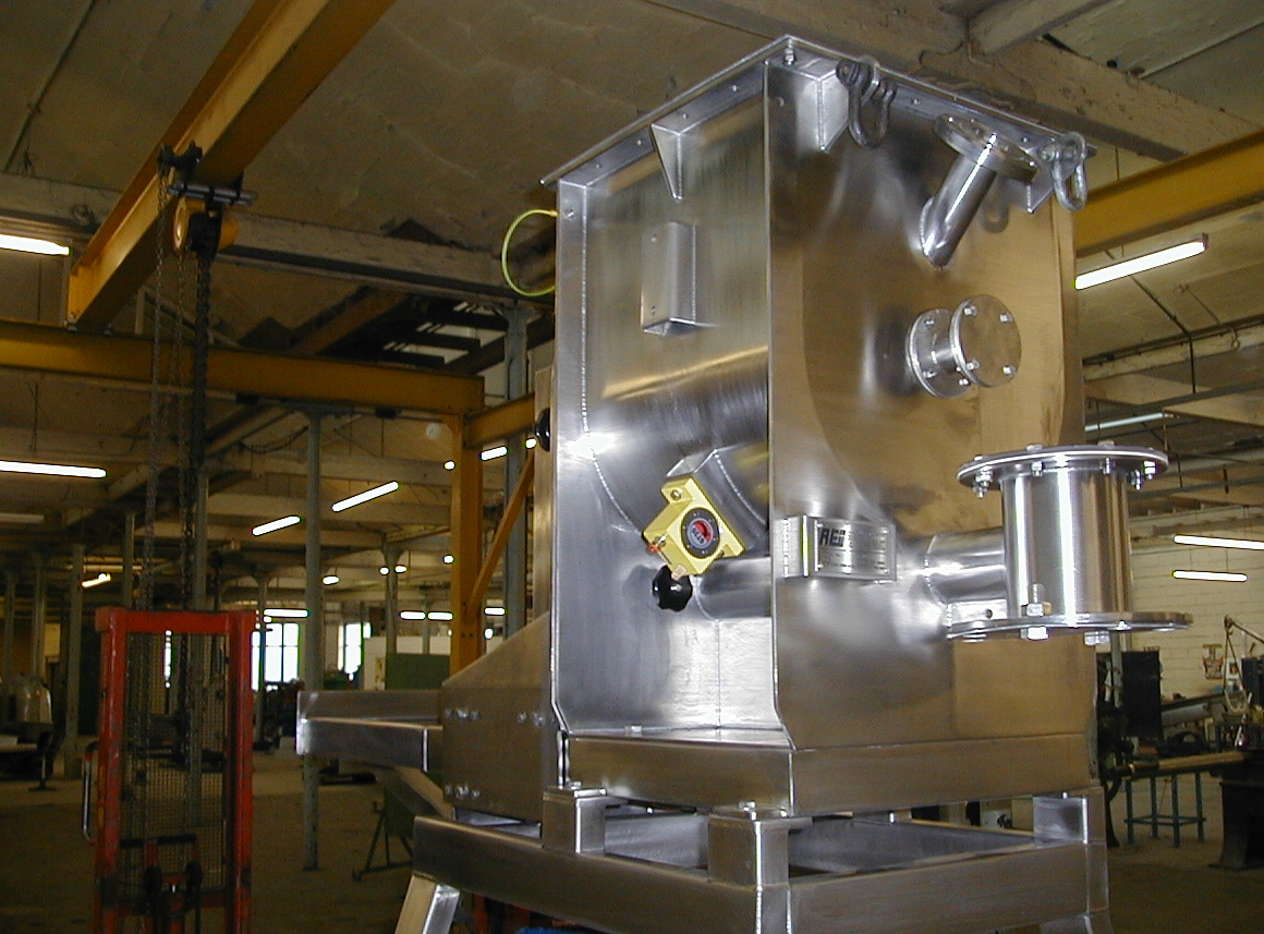 Agitated Screw Feeder